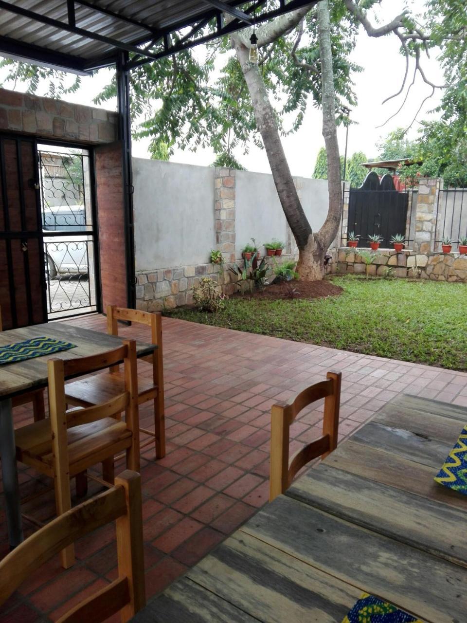 Urban Lodge Bujumbura Kültér fotó